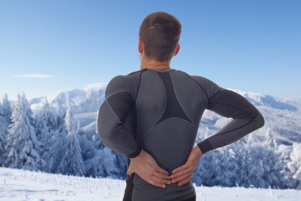 “Navigating the Slopes: Skiing Tips for Preventing and Alleviating Back Pain”